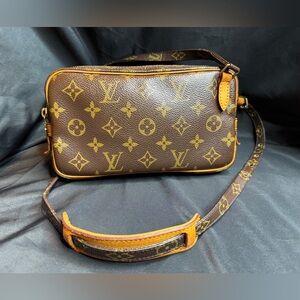 Louis Vuitton LV Monogram Pochette Marly Bandoulière with COA